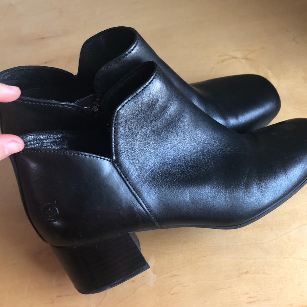 Born pump booties